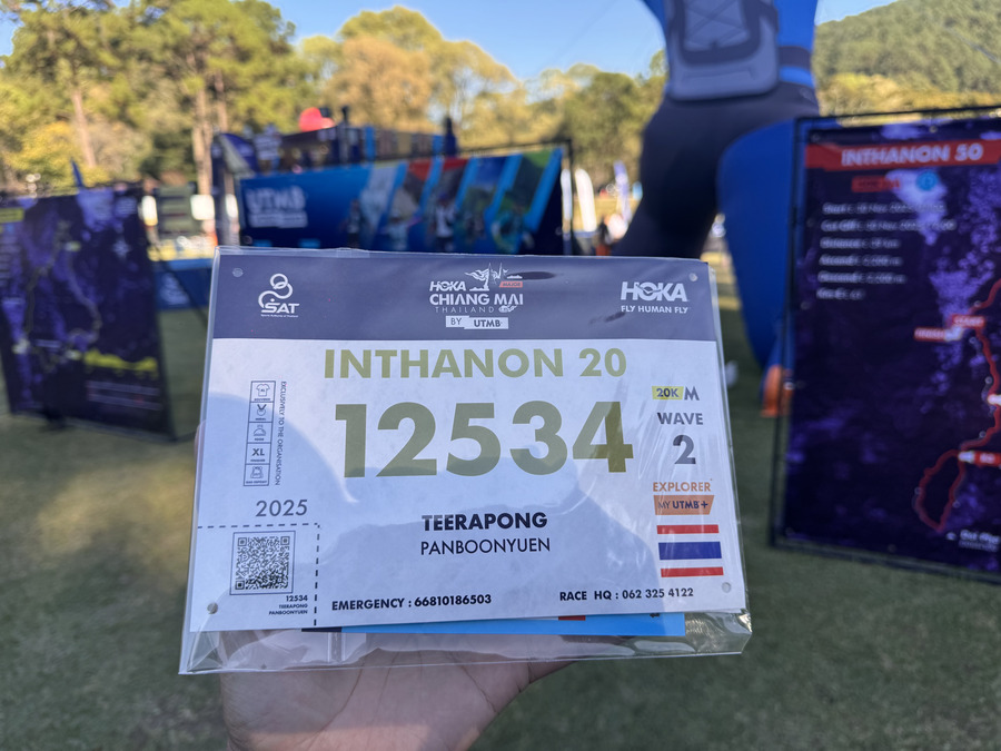 Runner bib pickup UTMB Chiang Mai 2025