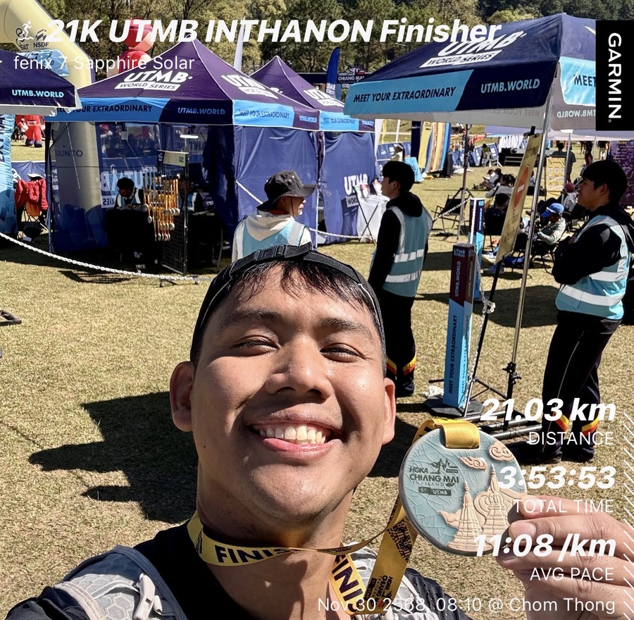Selfie with UTMB finisher medal