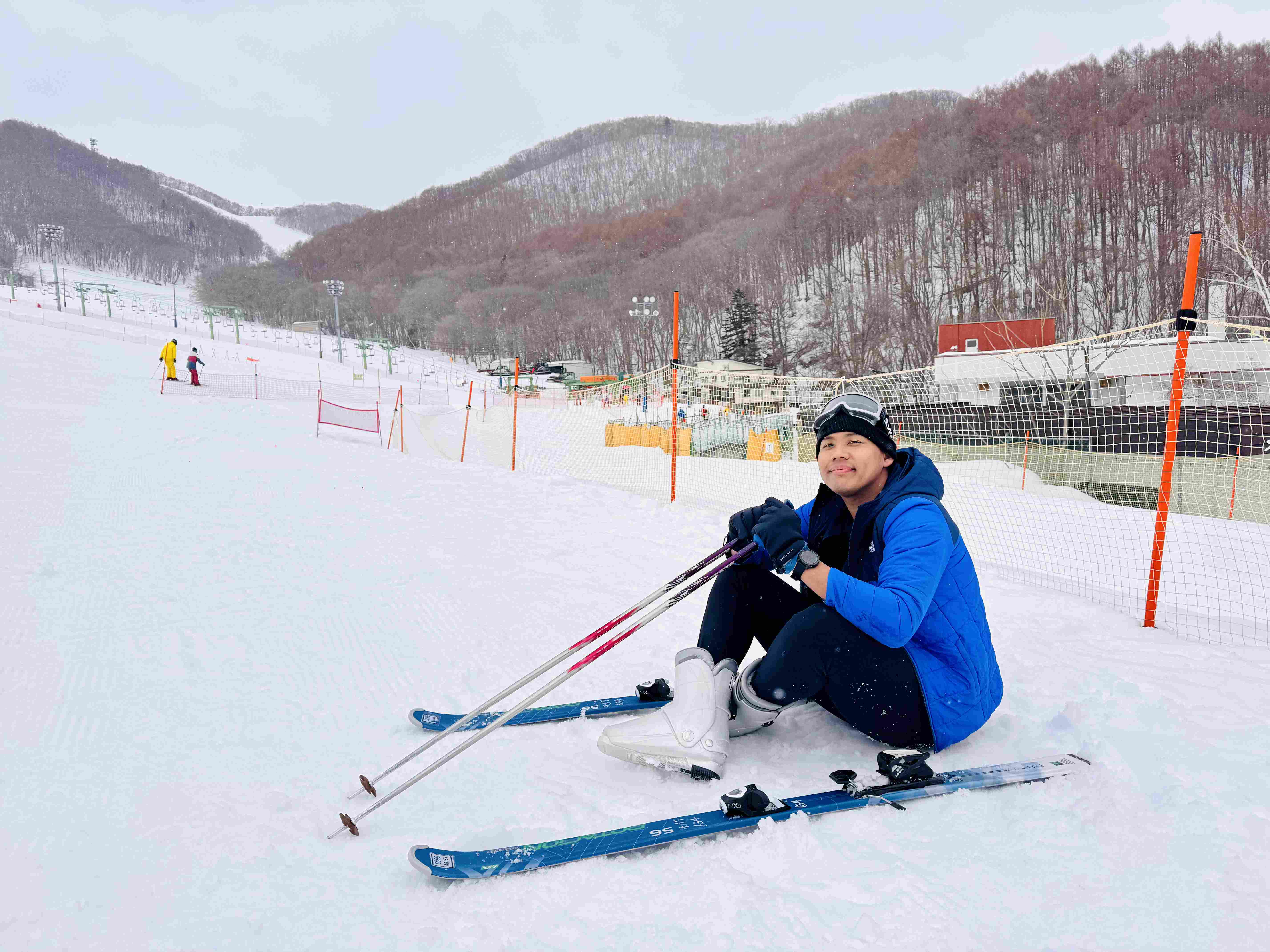 Resting after skiing session