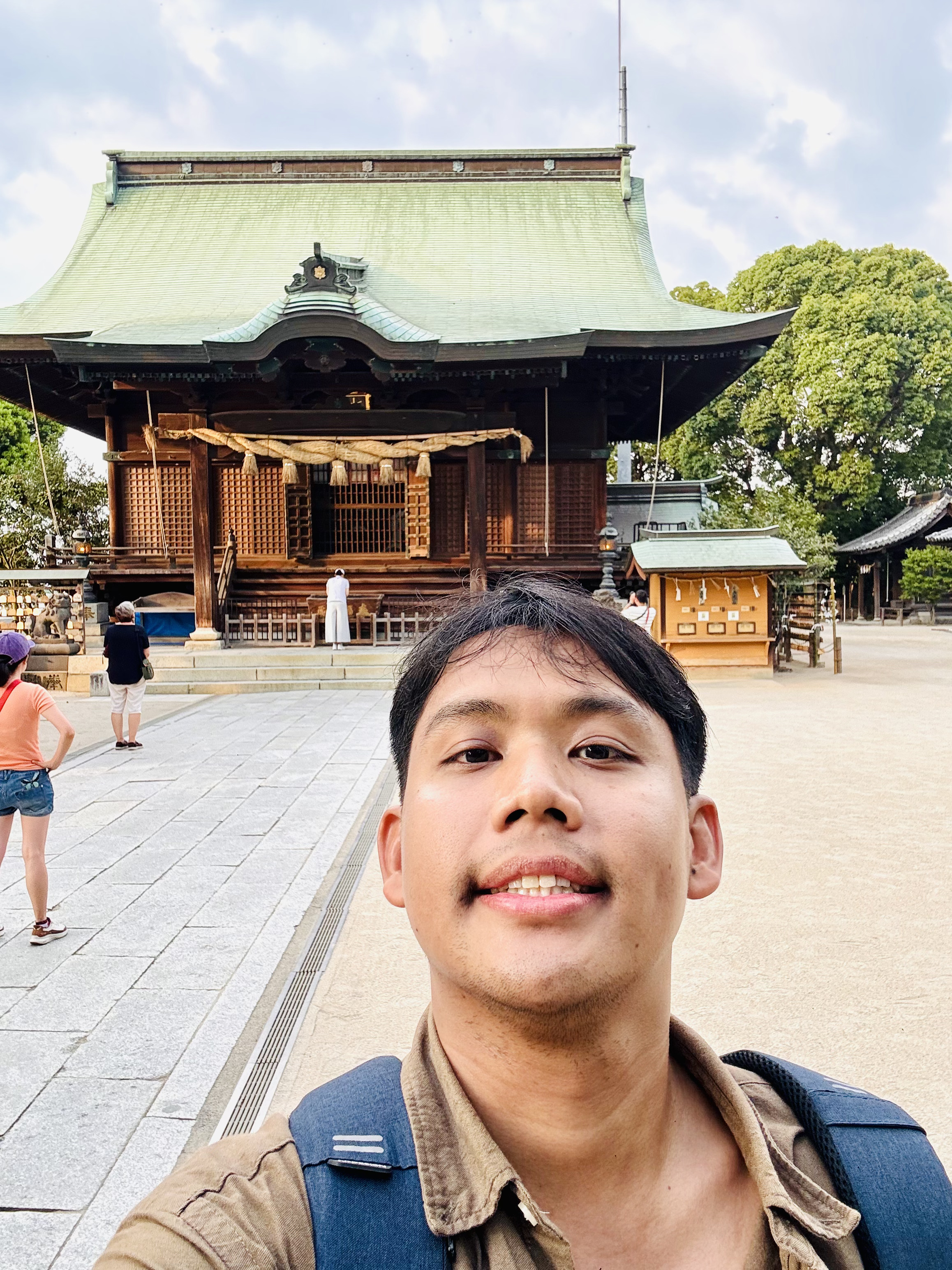 Selfie at Suitengu Shrine